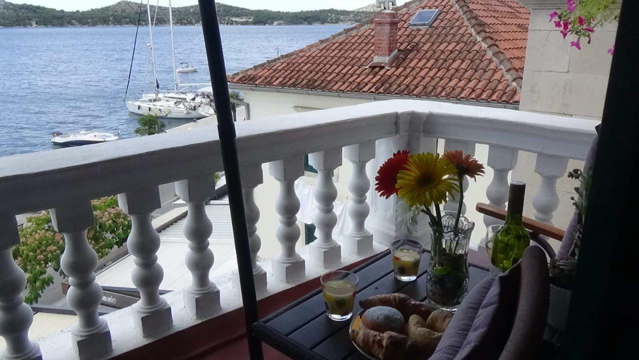 Apartmani Rina Sibenik Bagian luar foto