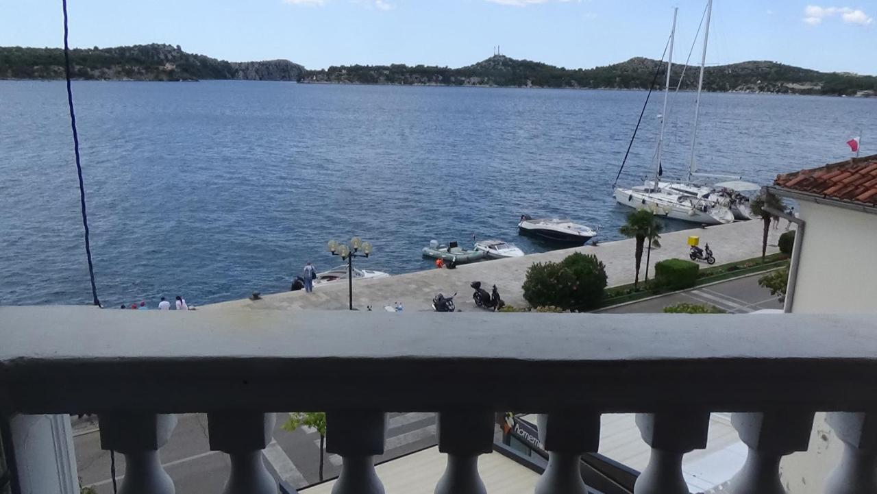 Apartmani Rina Sibenik Bagian luar foto
